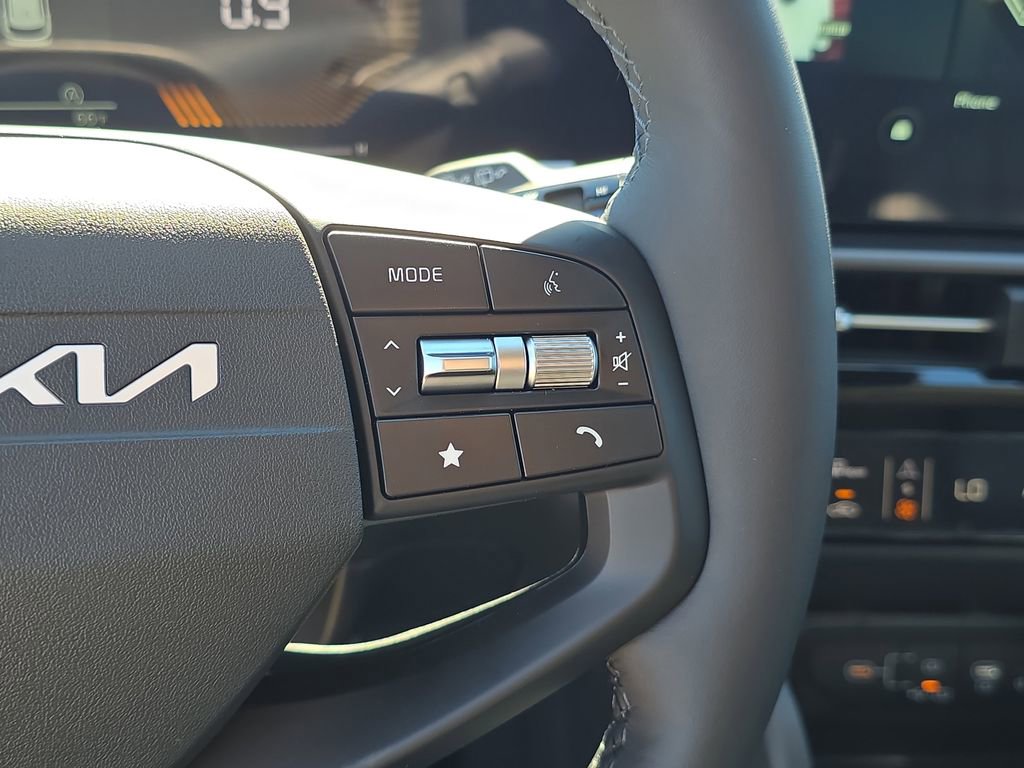 New 2026 Kia Sportage EX w/ EX Panorama Roof Package image 36