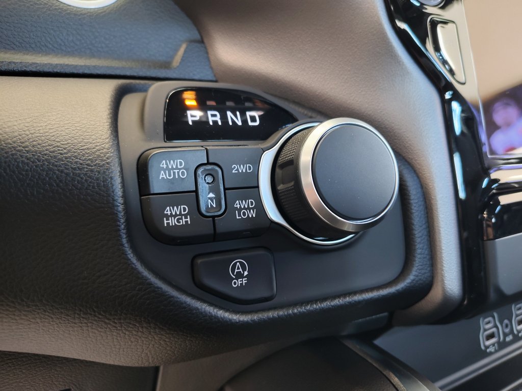 New 2026 RAM 1500 Big Horn AWD/4WD image 25