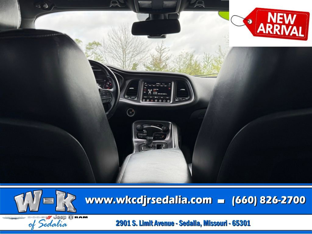 Used 2017 Dodge Challenger SXT Plus image 30