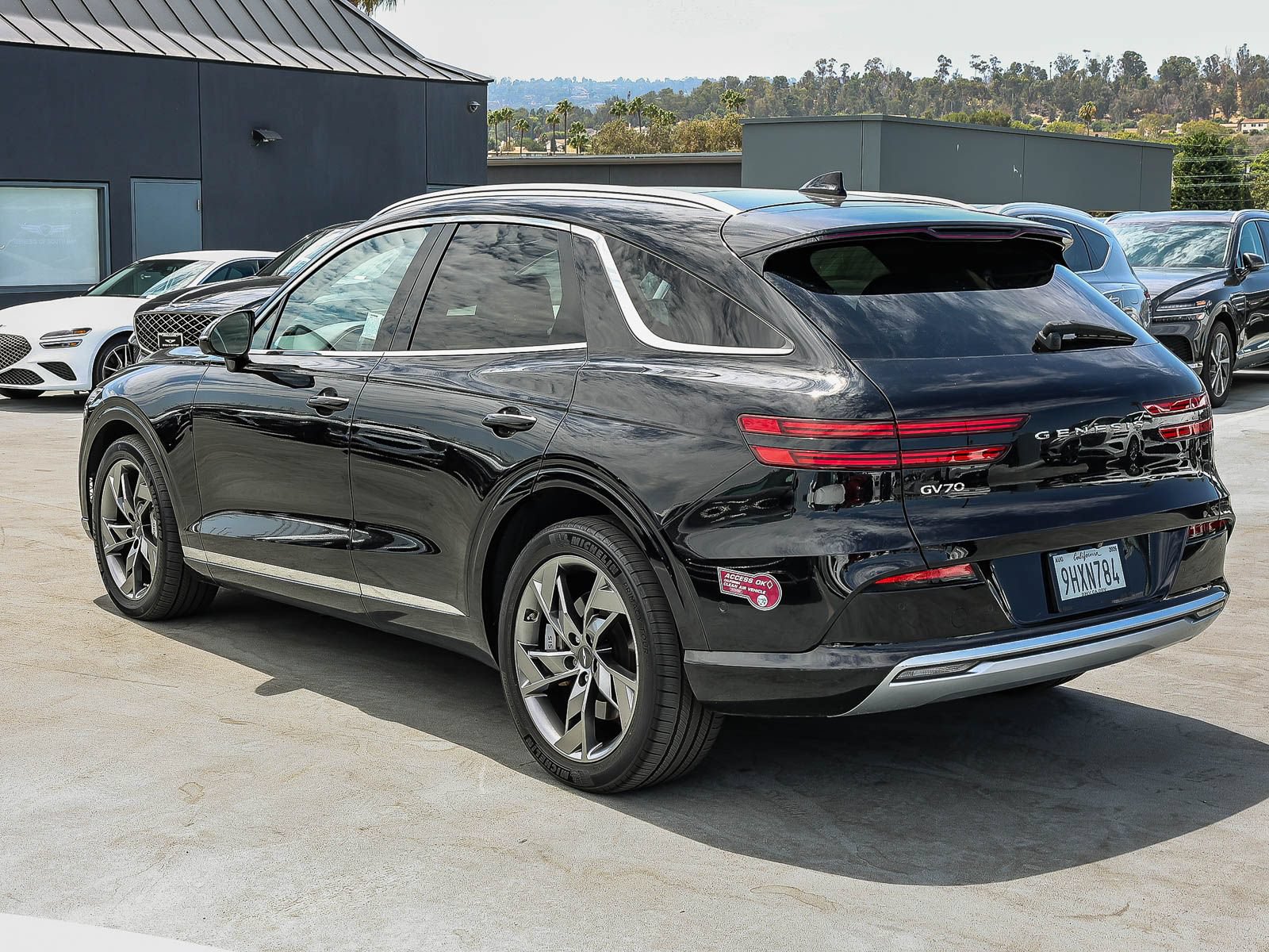 Used 2023 Genesis Electrified GV70 AWD/4WD image 6