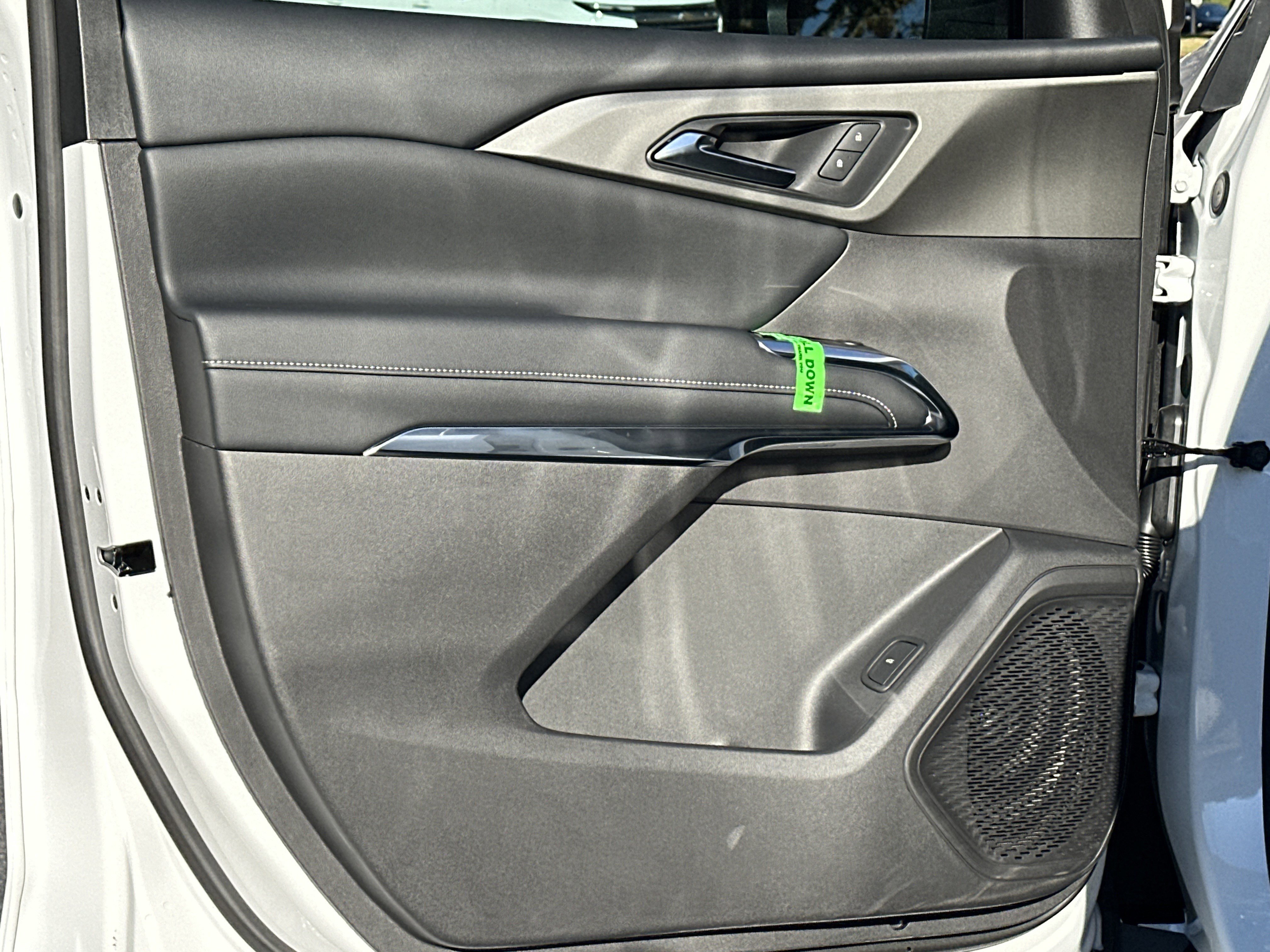 New 2026 Chevrolet Traverse LT w/ Sun and Wheel Package image 10