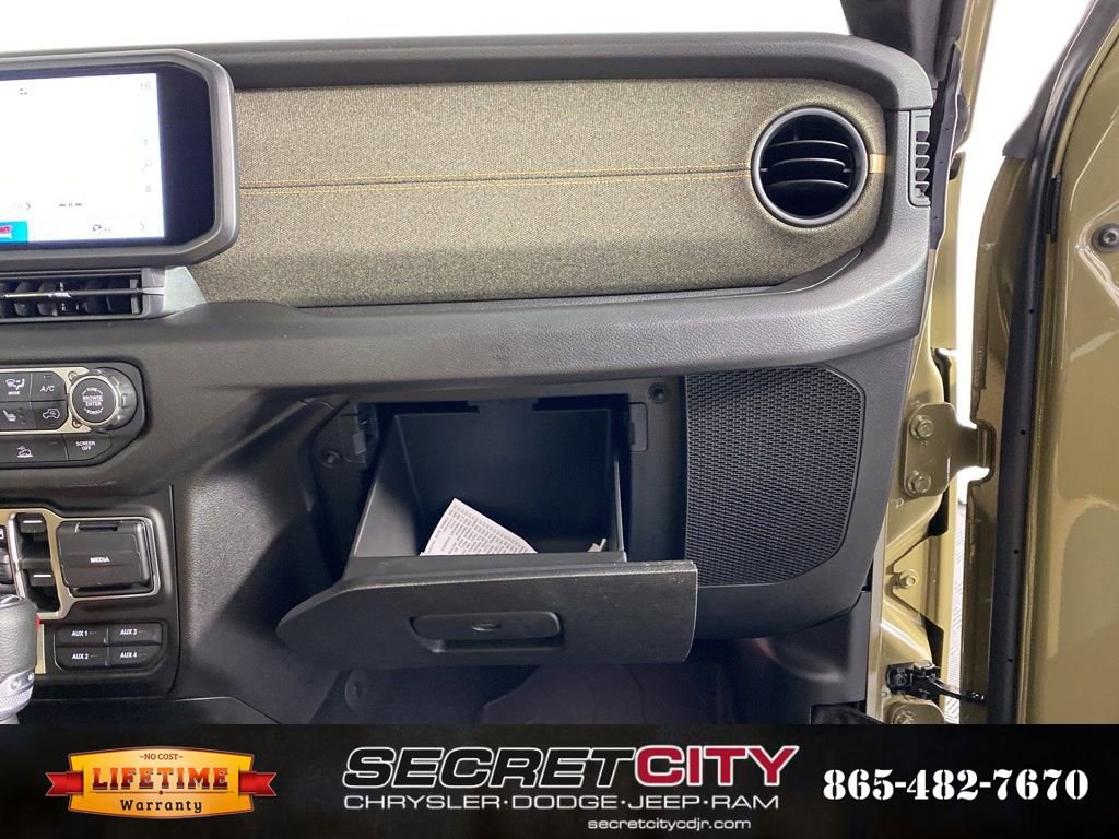 New 2026 Jeep Gladiator Sport image 32