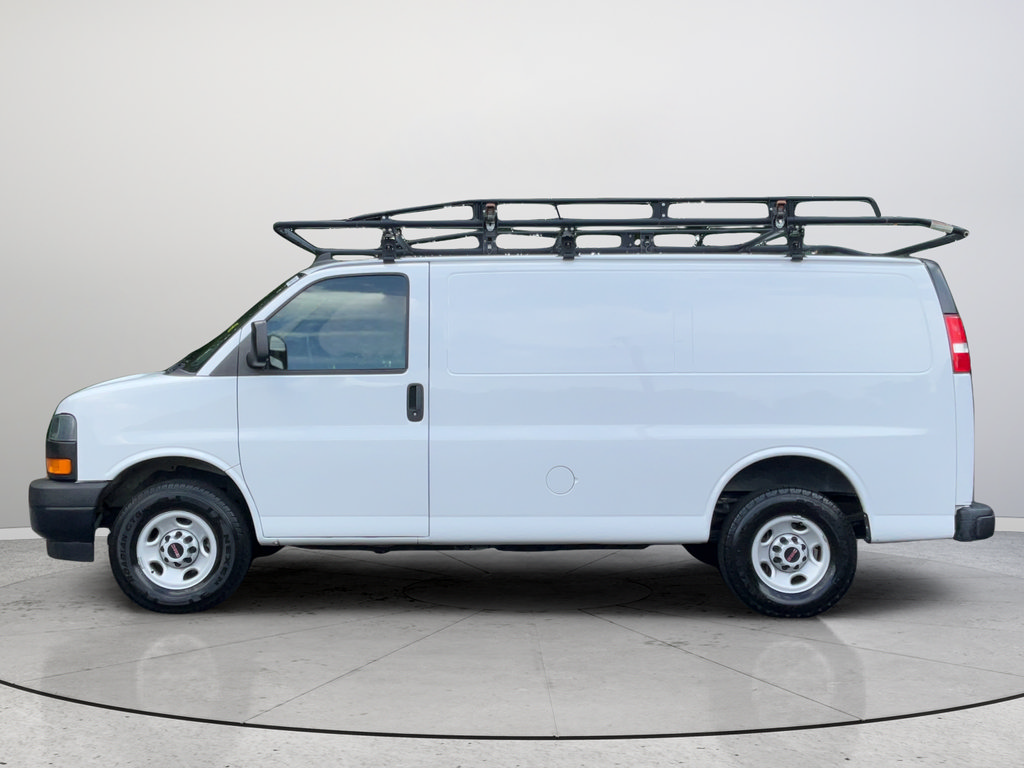 Certified 2022 GMC Savana 2500 w/ Driver Convenience Package RWD image 10