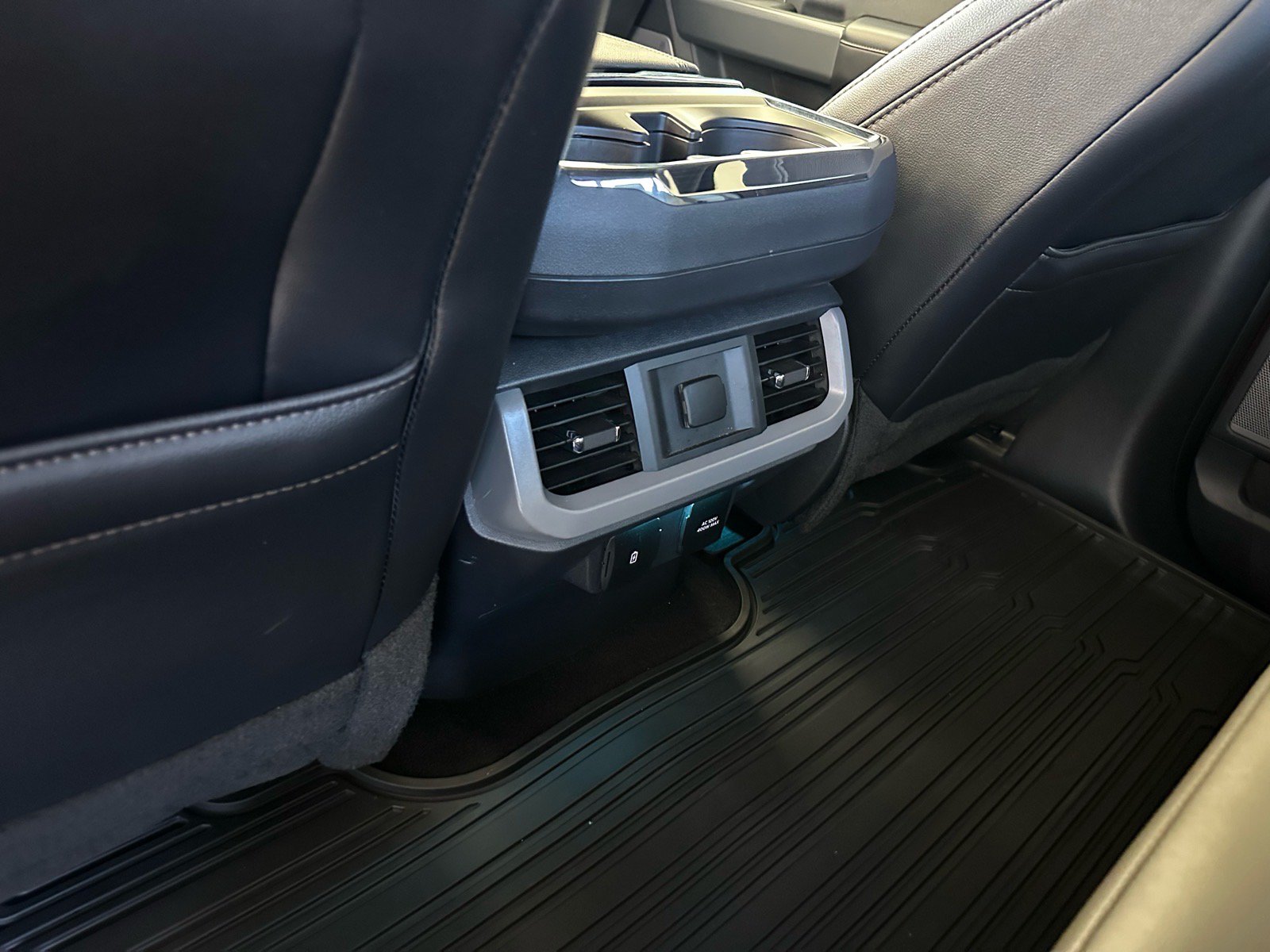 Certified 2024 Ford F150 Lariat w/ FX4 Off-Road Package AWD/4WD image 26