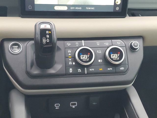 Used 2020 Land Rover Defender 110 SE AWD/4WD image 19