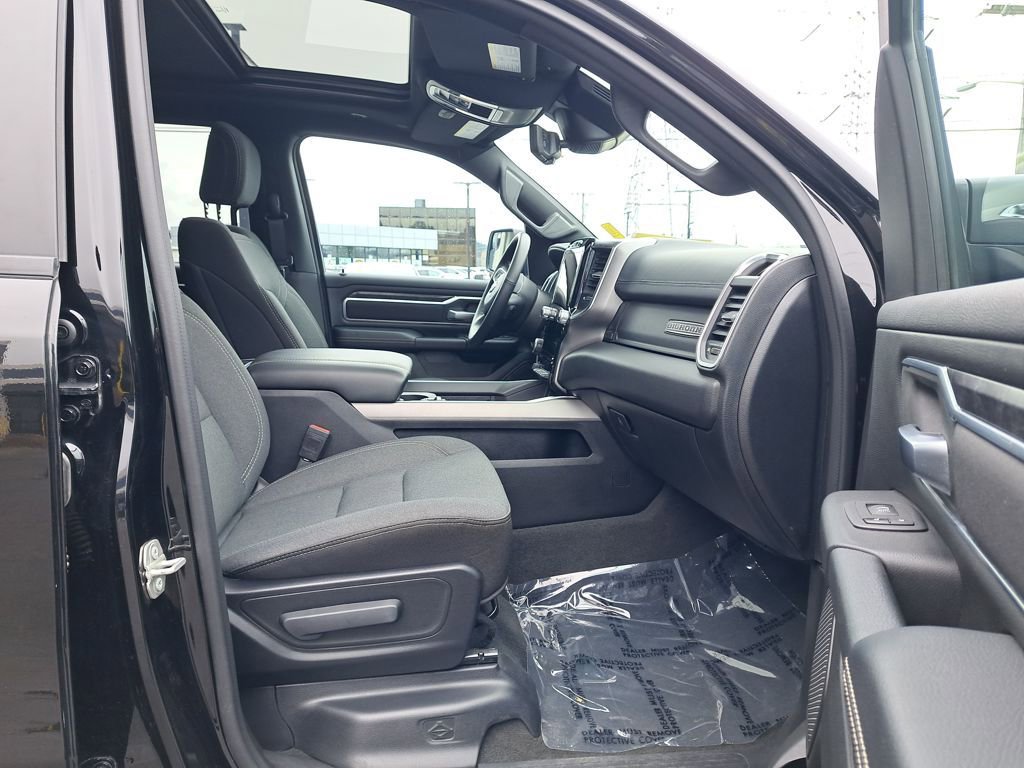 Used 2024 RAM 1500 Big Horn image 17