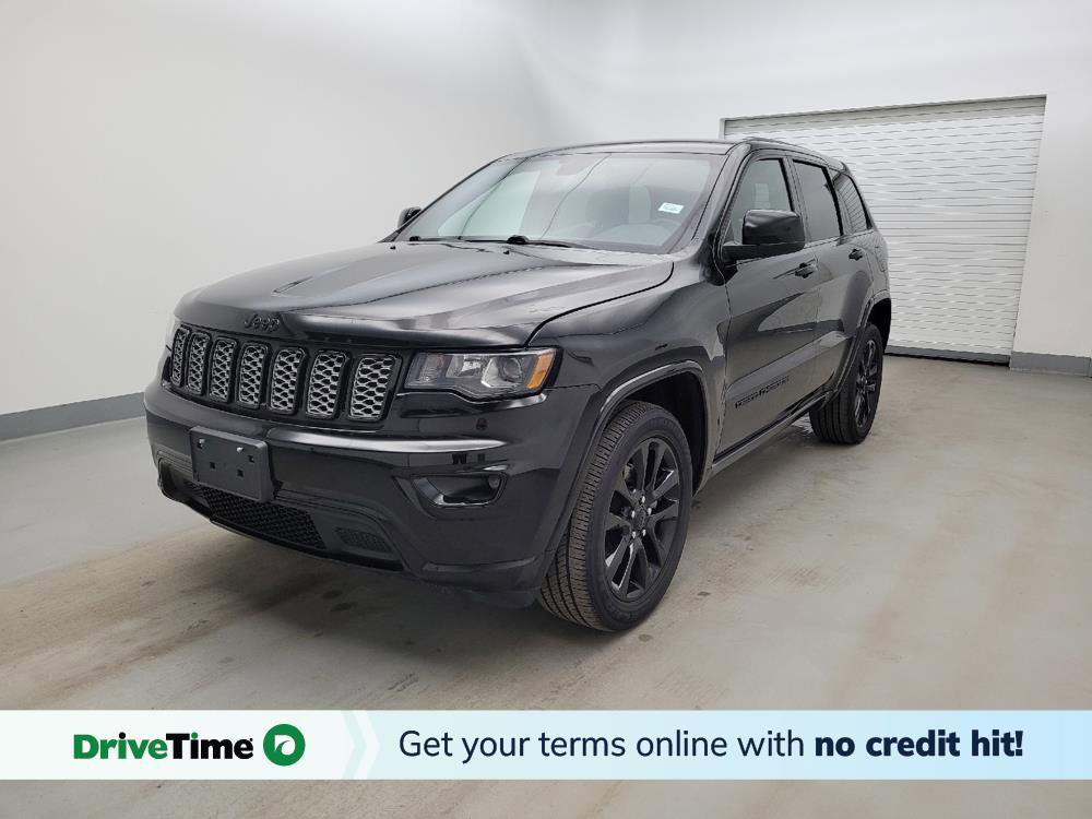 Used 2021 Jeep Grand Cherokee Laredo X image 1