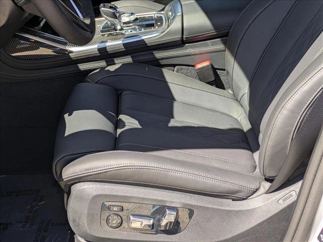 New 2025 BMW ALPINA XB7 image 4