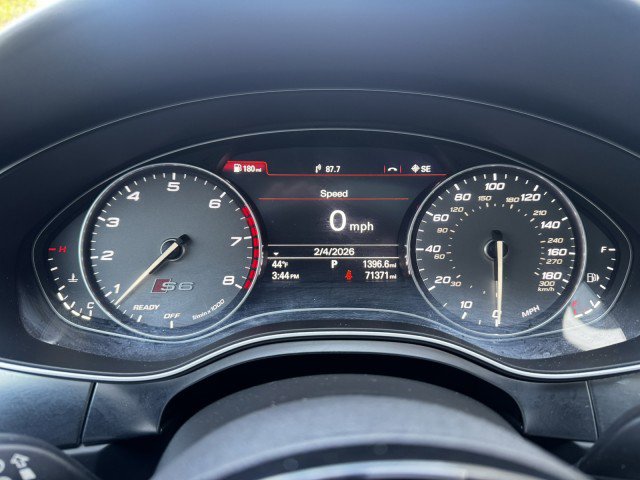 Used 2018 Audi S6 Premium Plus image 33