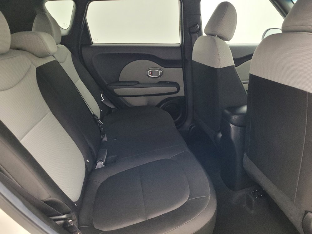 Used 2019 Kia Soul image 19
