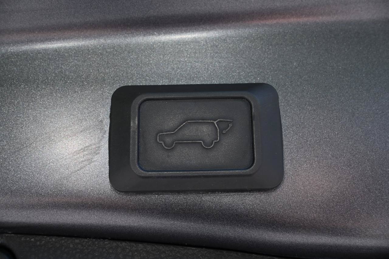 Used 2021 Toyota RAV4 XSE AWD/4WD image 30