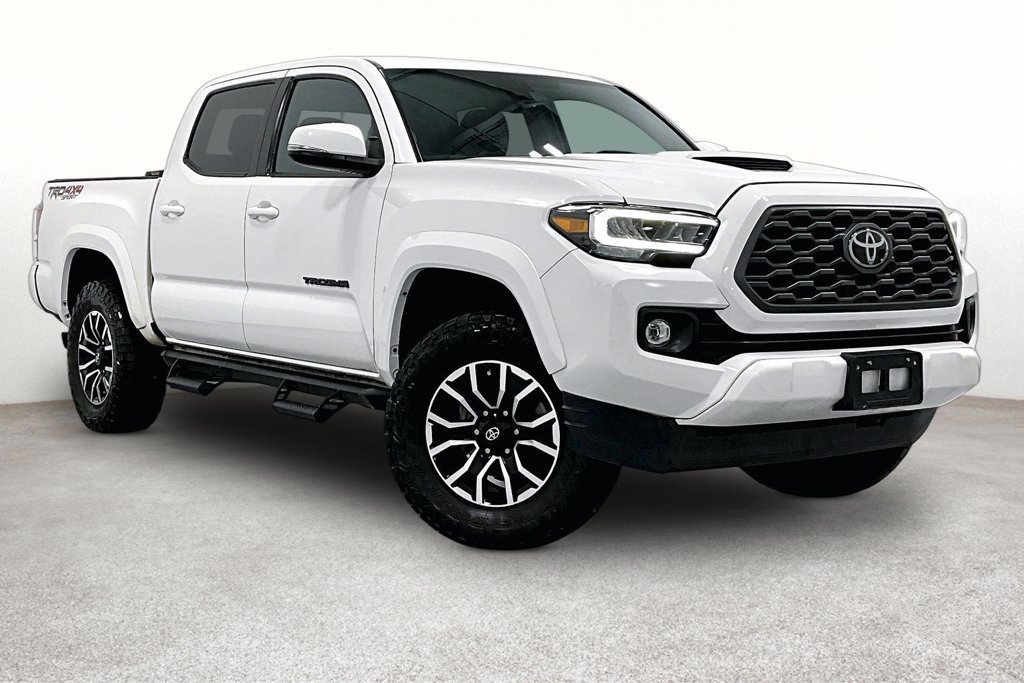 Used 2020 Toyota Tacoma TRD Sport w/ Technology Package AWD/4WD image 1