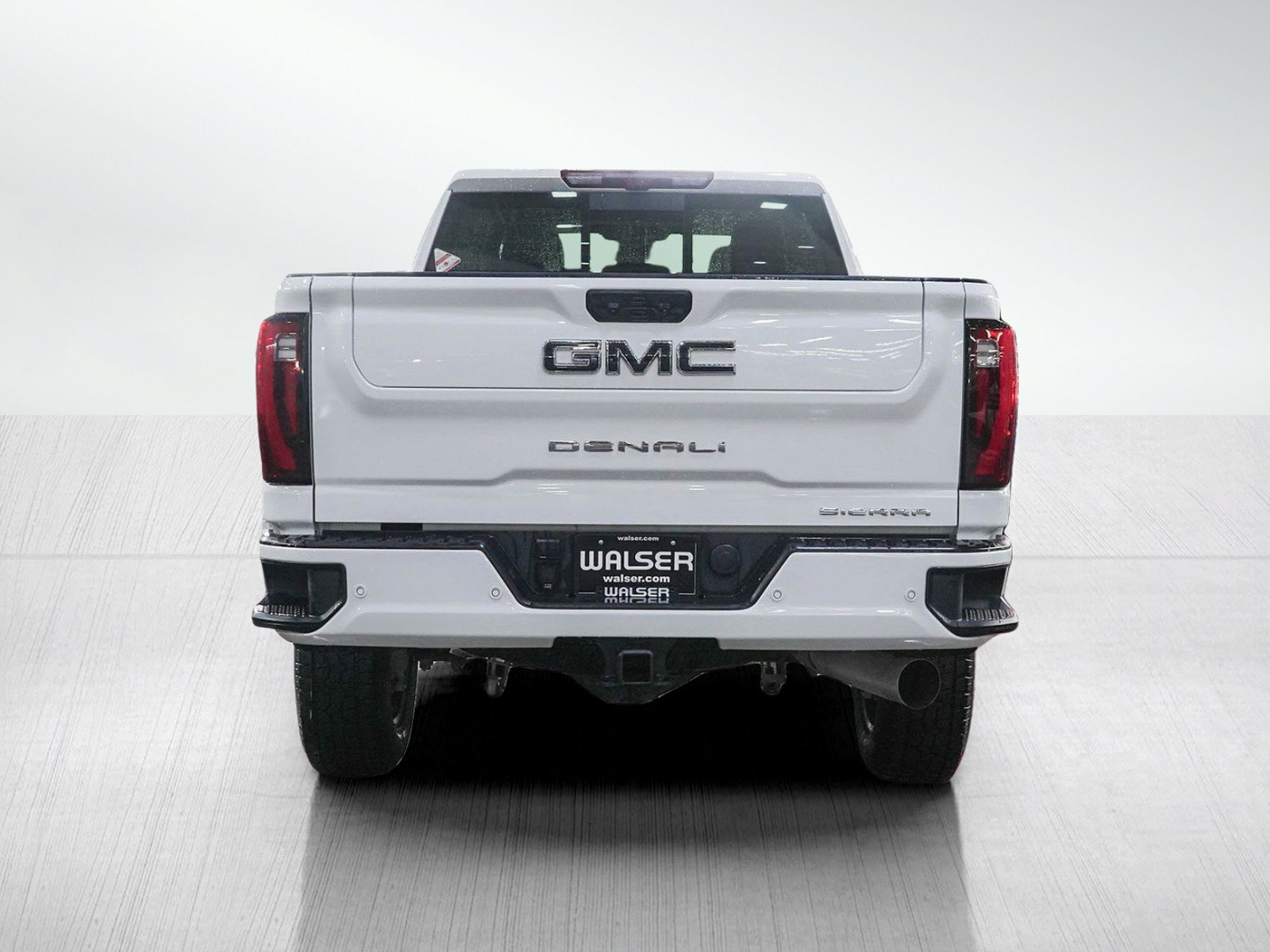 Used 2025 GMC Sierra 3500 Denali Ultimate AWD/4WD image 4