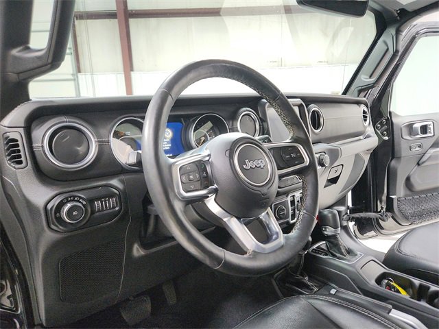 Used 2018 Jeep Wrangler Unlimited Sahara image 18