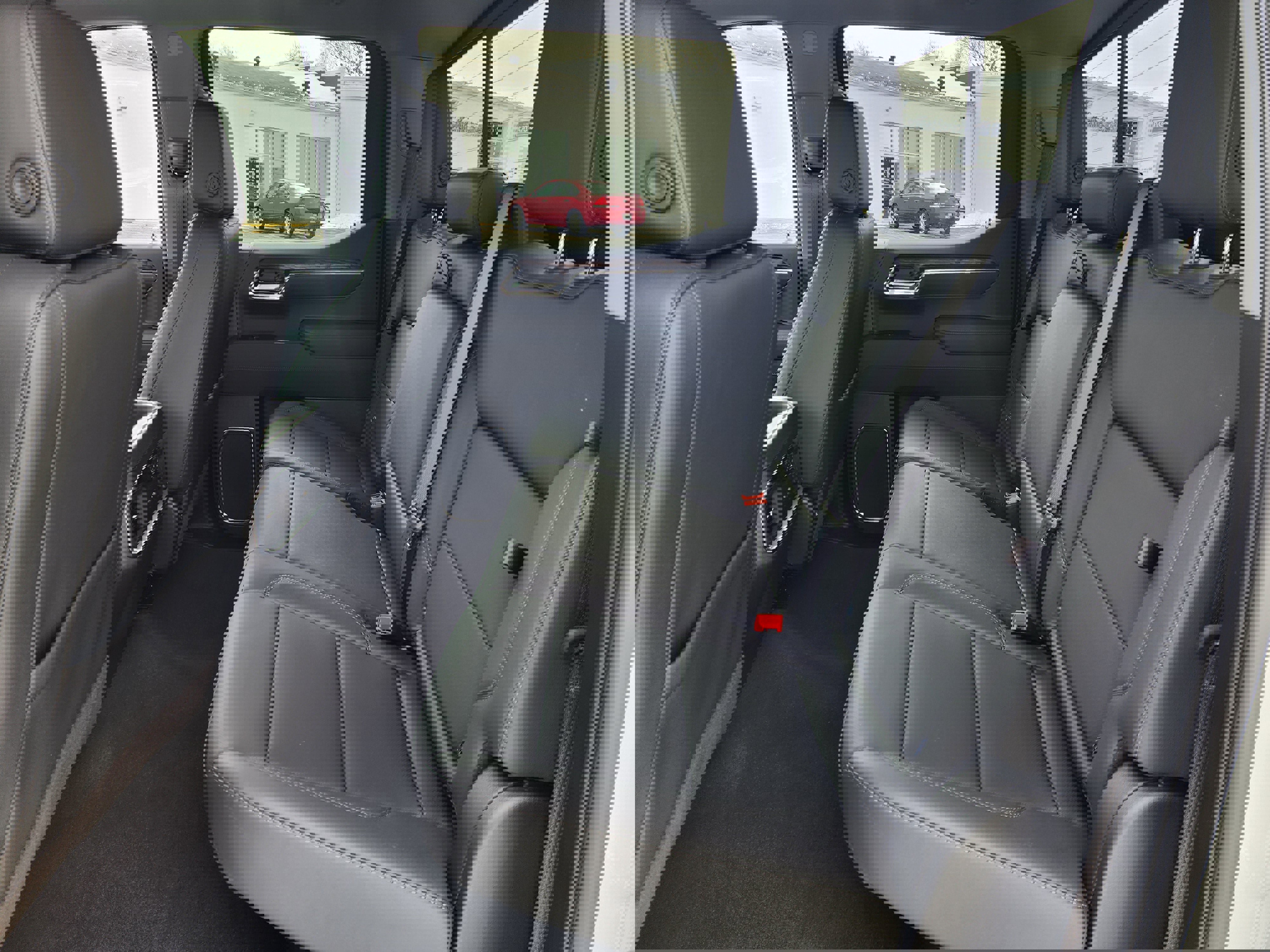 New 2026 GMC Sierra 1500 SLT w/ SLT Premium Plus Package image 8