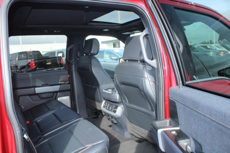 Used 2024 Ford F150 Lariat w/ Equipment Group 502A High image 13