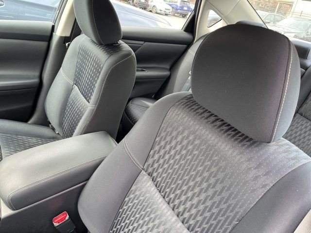 Used 2017 Nissan Altima 2.5 S w/ Power Driver Seat Package image 4