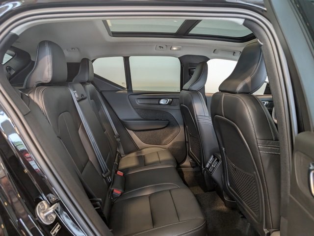 New 2026 Volvo XC40 B5 Plus w/ Protection Package Premier image 28
