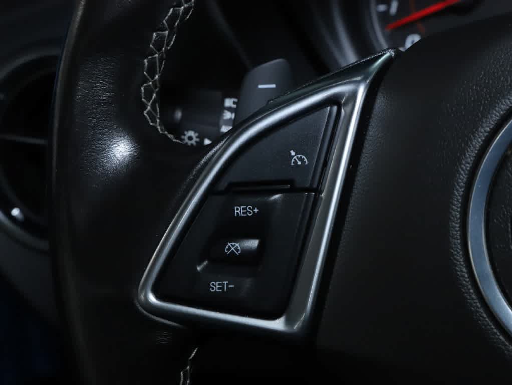 Used 2022 Chevrolet Camaro LT RWD image 25