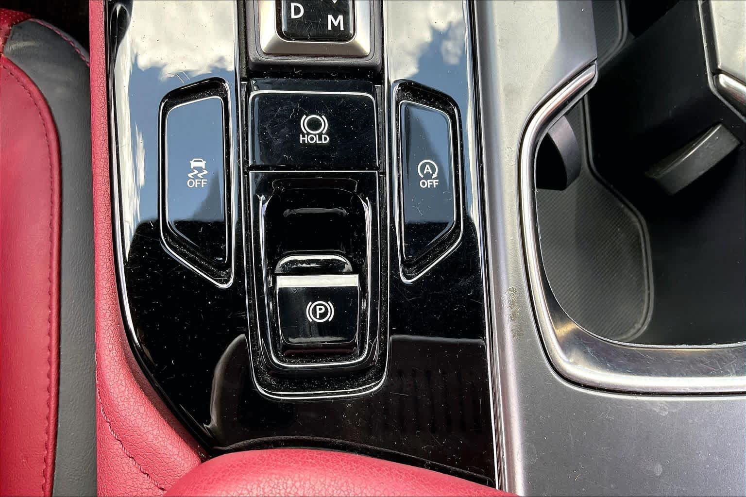 Used 2024 Lexus NX 250 FWD w/ Towing Package (2000 Lbs) image 32