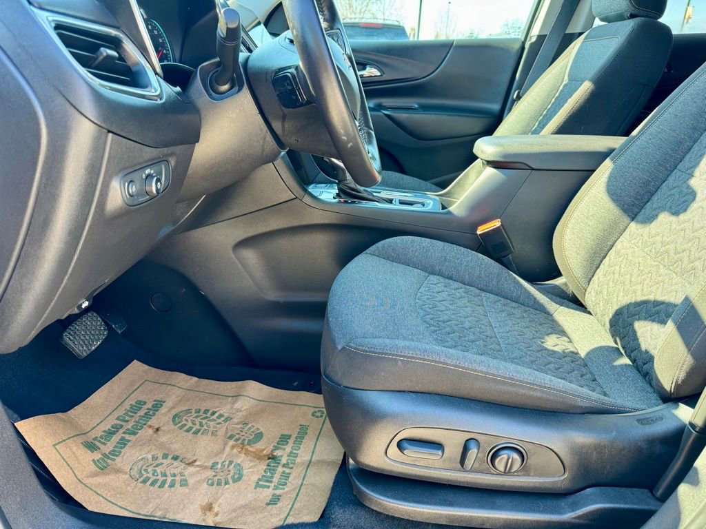 Used 2022 Chevrolet Equinox LT image 16