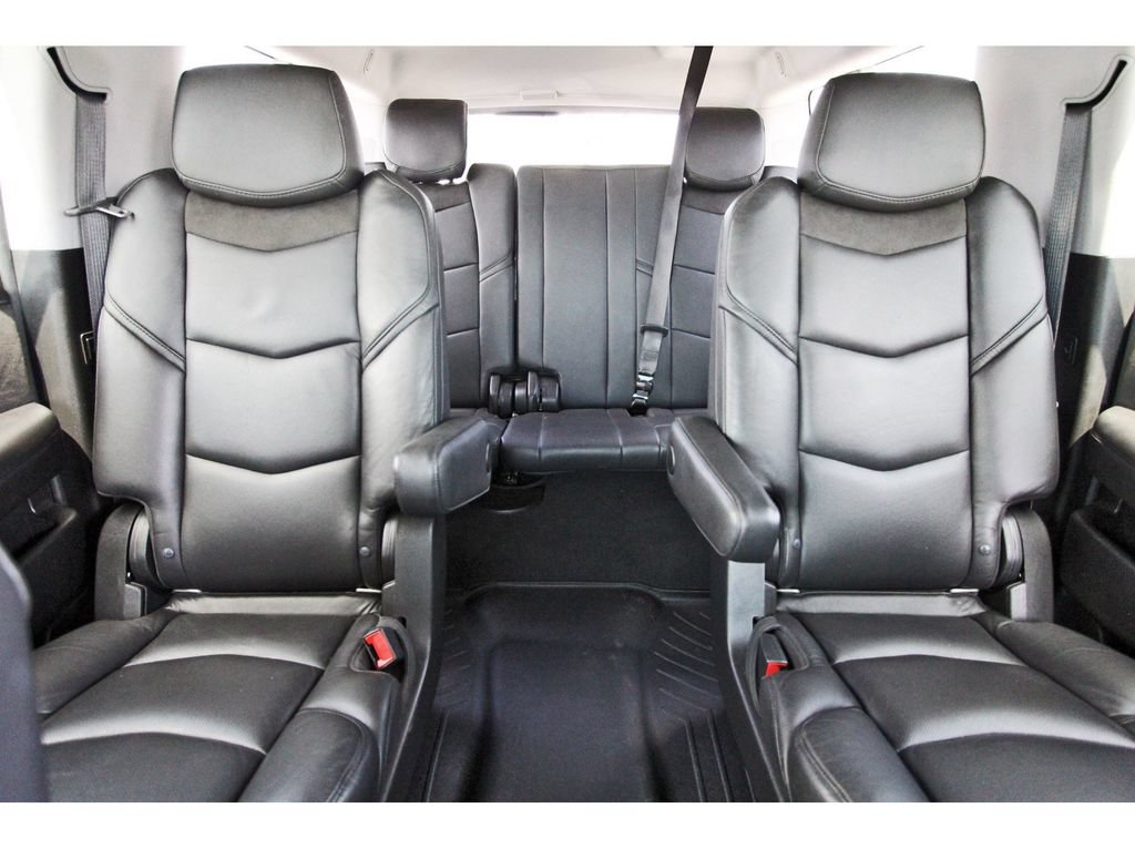 Used 2019 Cadillac Escalade ESV Premium Luxury AWD/4WD image 14
