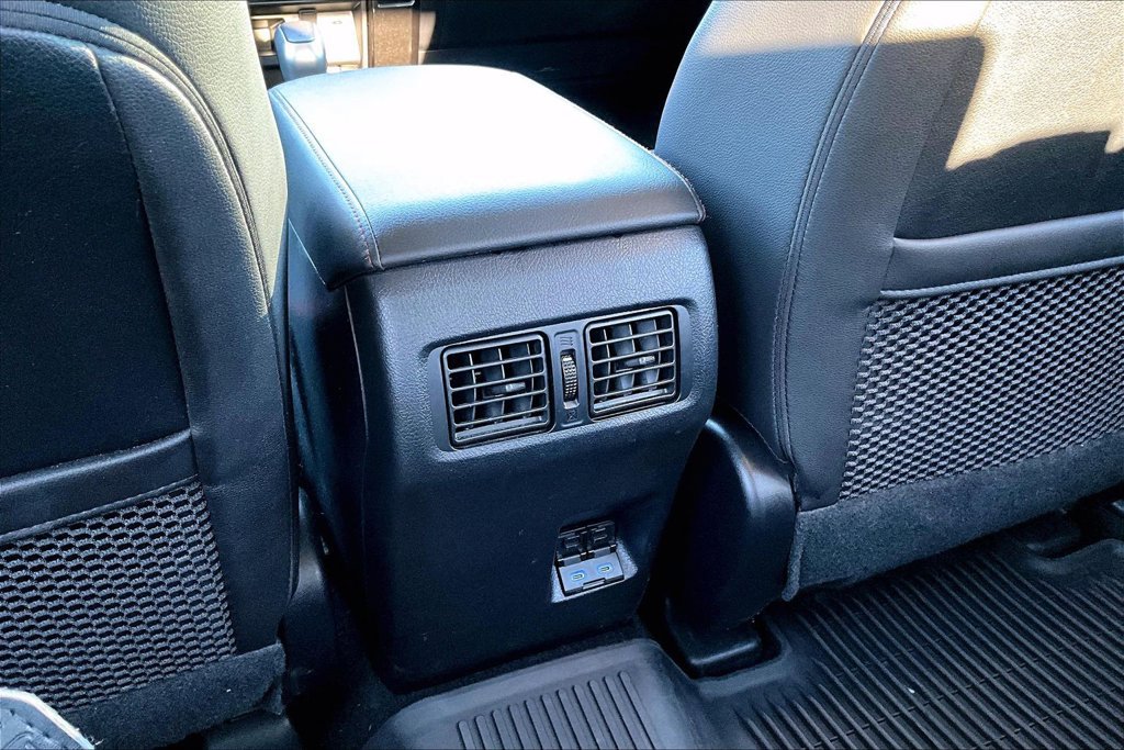Used 2023 Toyota 4Runner TRD Off-Road Premium w/ Off Road Premium Plus Package AWD/4WD image 32