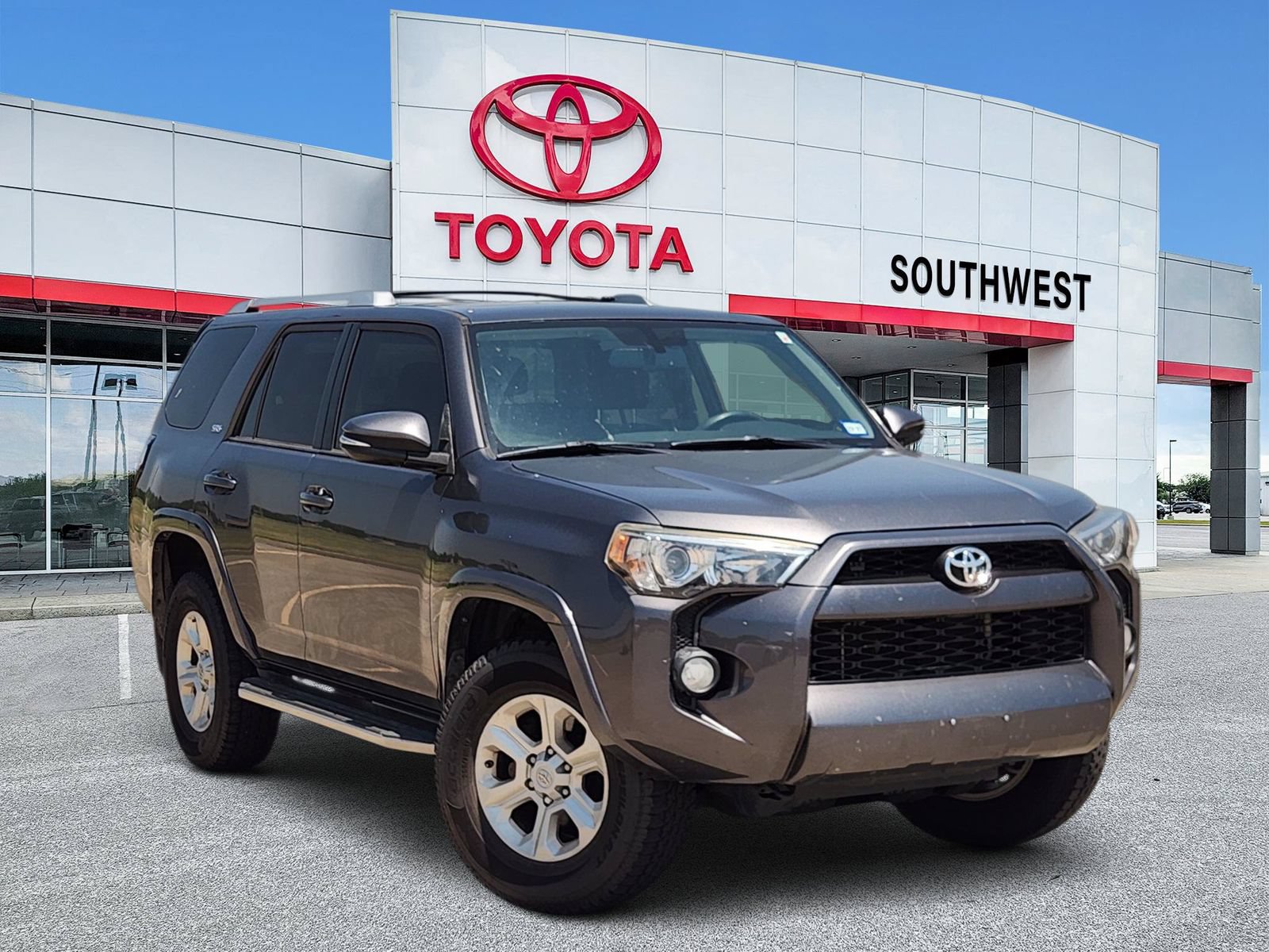Used 2018 Toyota 4Runner SR5 Premium AWD/4WD image 1