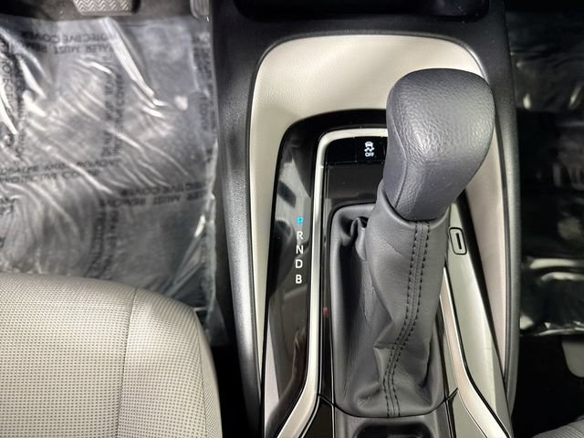 Used 2020 Toyota Corolla LE FWD image 17