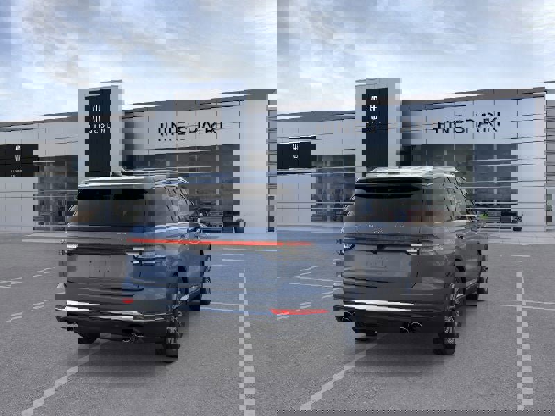 New 2026 Lincoln Aviator AWD image 8