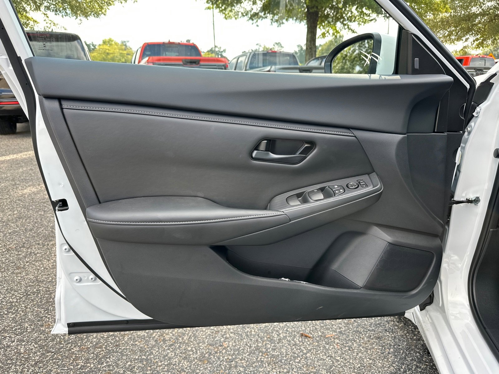 New 2025 Nissan Sentra S image 10