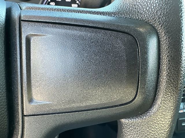 Used 2022 Chevrolet Silverado 1500 Custom image 31