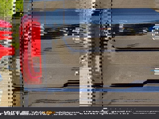 Used 2023 GMC Sierra 1500 Denali Ultimate image 9