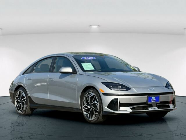 Used 2025 Hyundai Ioniq 6 SEL RWD image 8