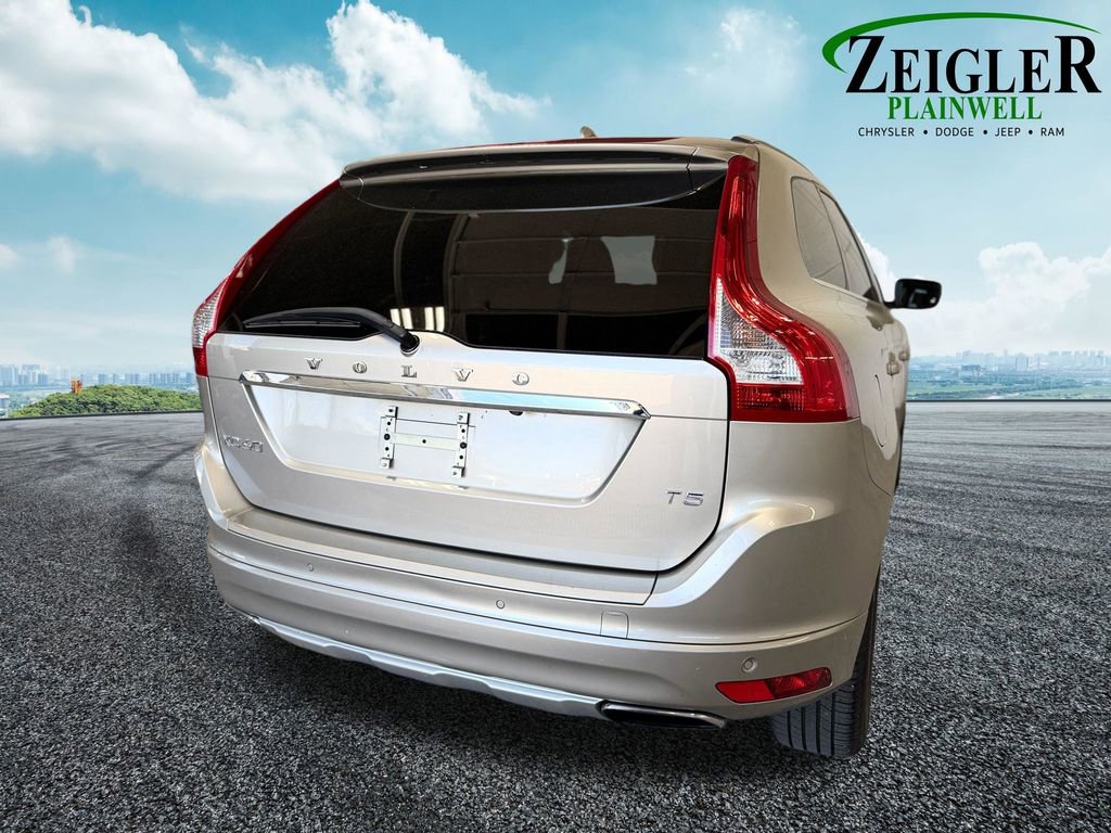 Used 2015 Volvo XC60 T5 Premier w/ Protection Package FWD image 5