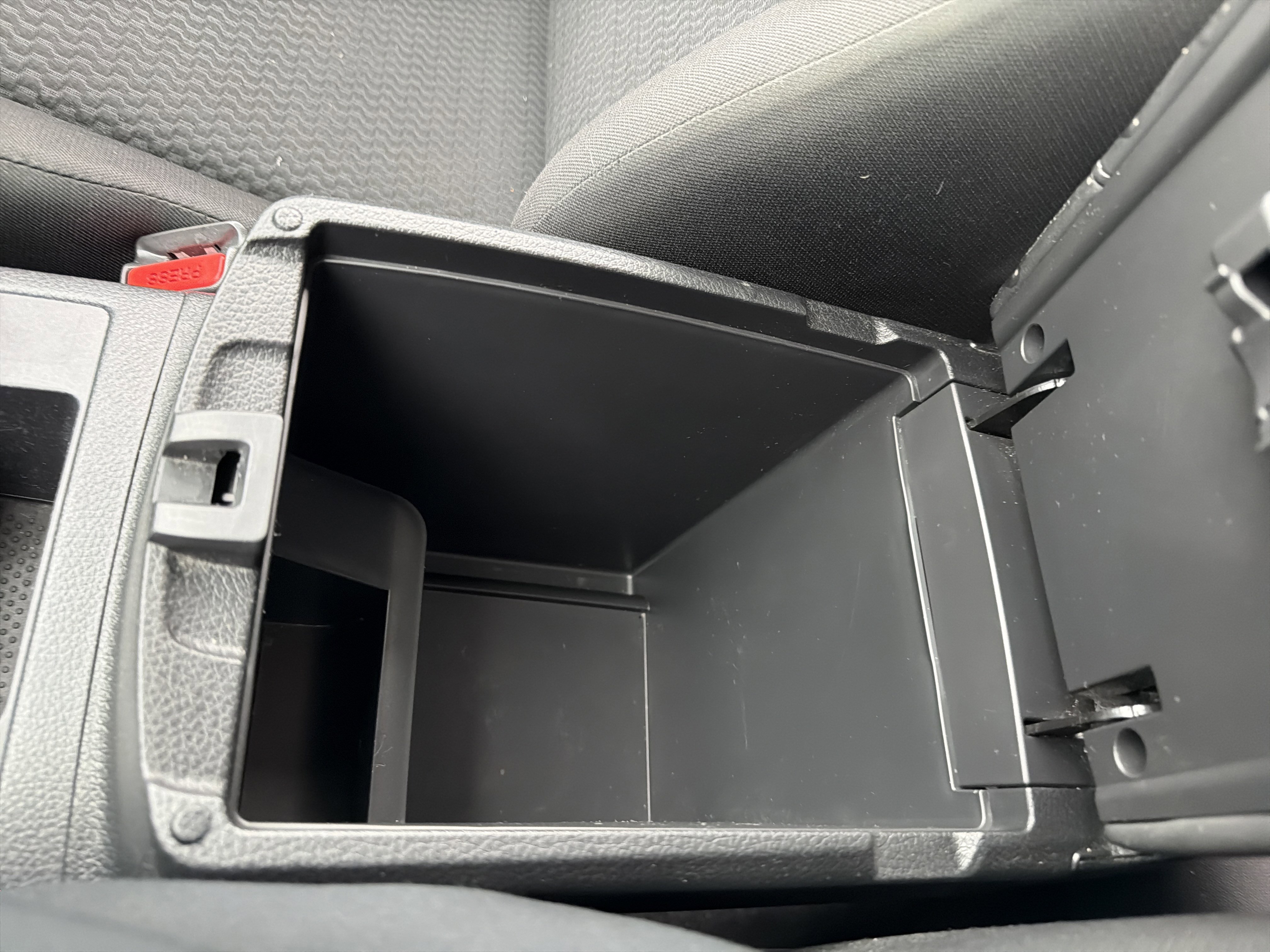 Used 2017 Nissan Rogue Sport S w/ S Appearance Package image 35