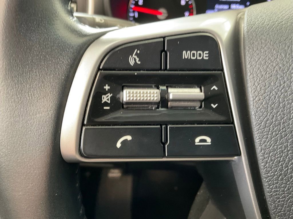Used 2020 Kia Sorento S image 12