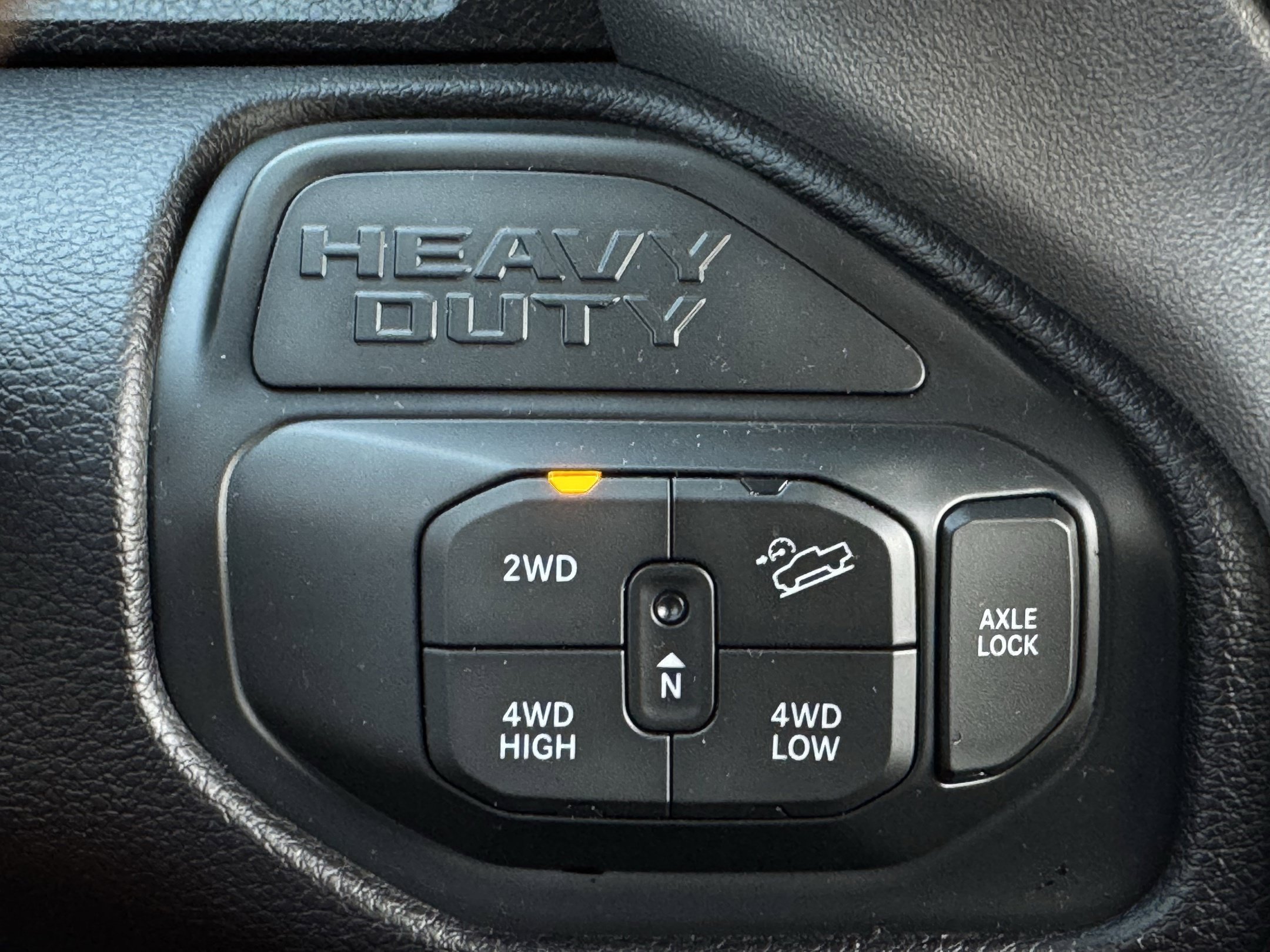 Used 2024 RAM 2500 Rebel AWD/4WD image 22