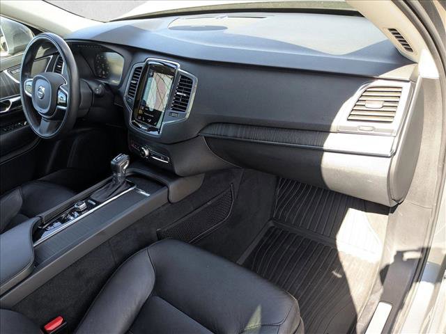 Used 2020 Volvo XC90 T5 Momentum w/ Protection Package Premier image 25