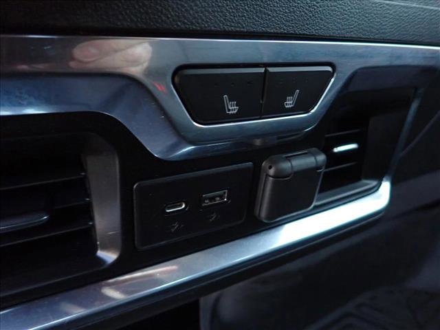 Used 2020 Chevrolet Silverado 3500 LTZ w/ LTZ Plus Package image 11