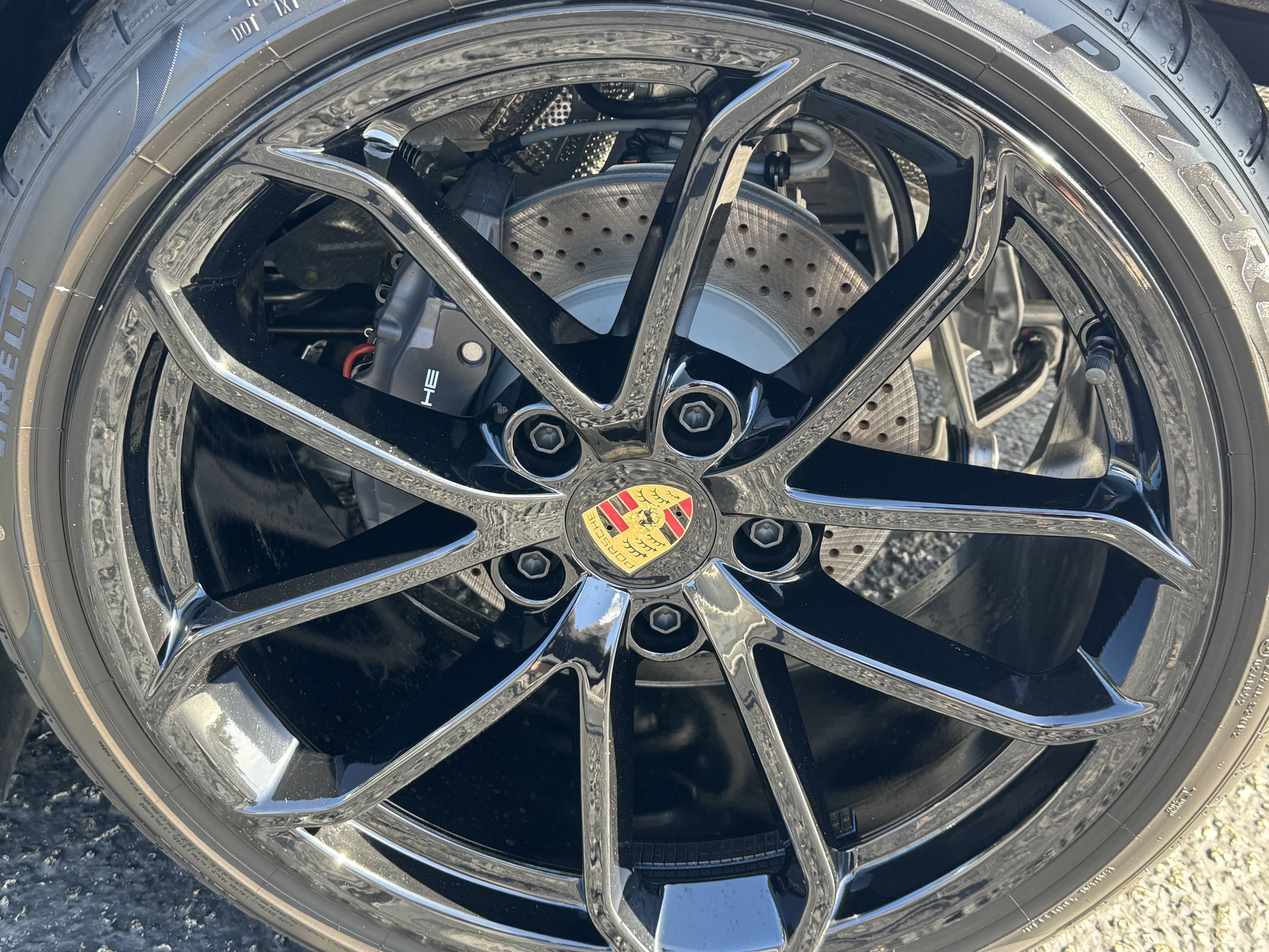 New 2025 Porsche 718 Cayman image 9