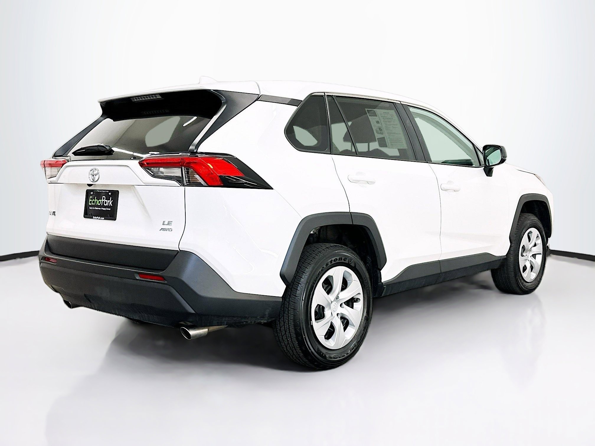 Used 2025 Toyota RAV4 LE image 9