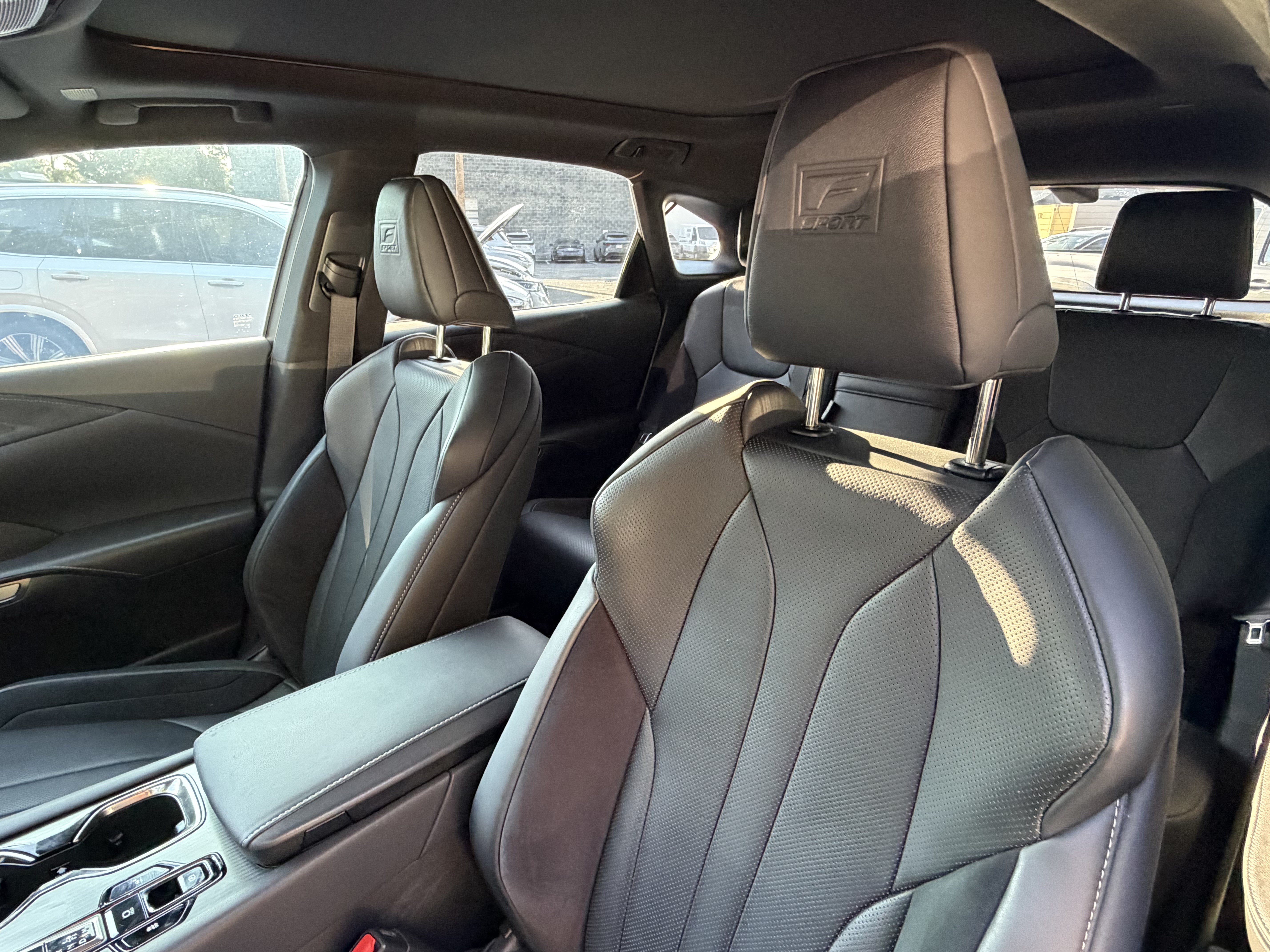 Used 2024 Lexus RX 500h F Sport w/ Convenience Package AWD/4WD image 17
