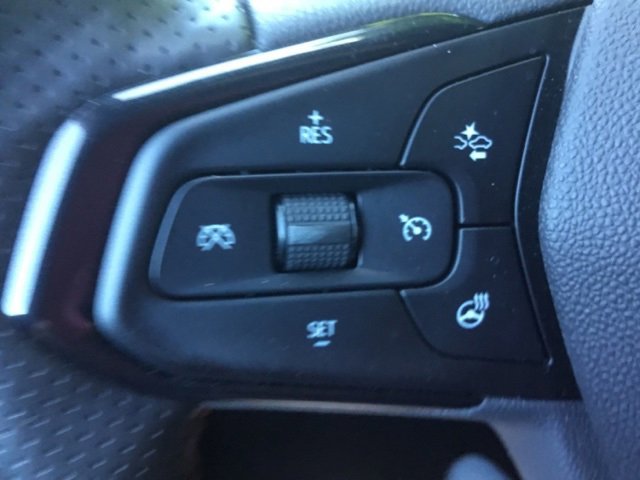 Used 2025 Chevrolet Trax RS w/ Driver Confidence Package image 10