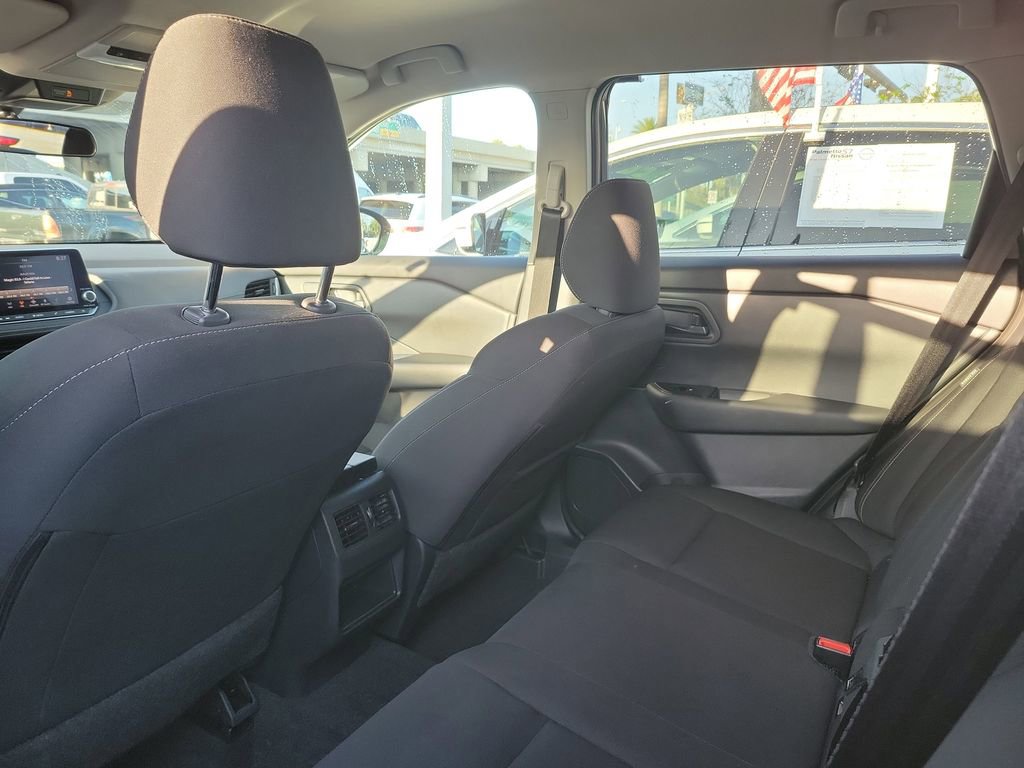 Certified 2025 Nissan Rogue S image 8