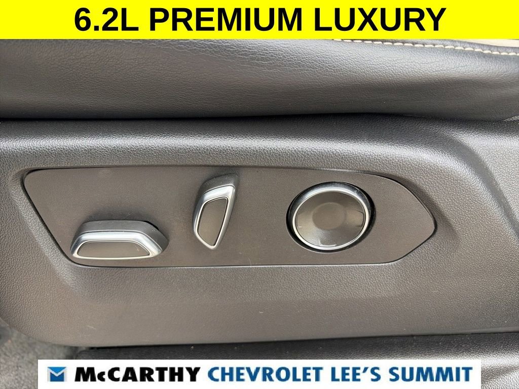 Used 2023 Cadillac Escalade Premium Luxury w/ LPO, Illumination Package AWD/4WD image 56