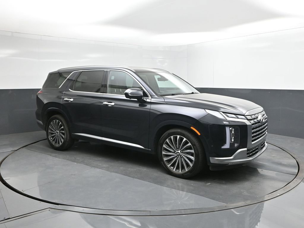 Used 2024 Hyundai Palisade Calligraphy image 17