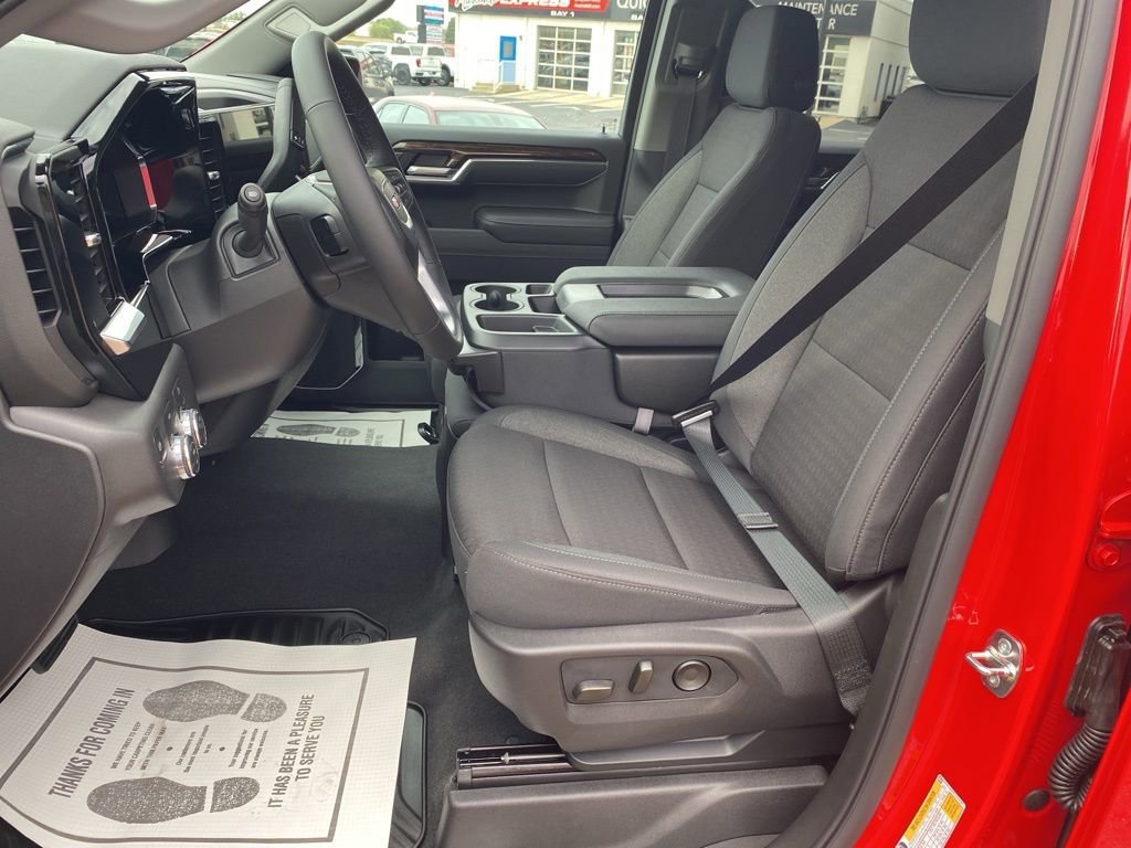 New 2026 GMC Sierra 1500 Elevation image 10