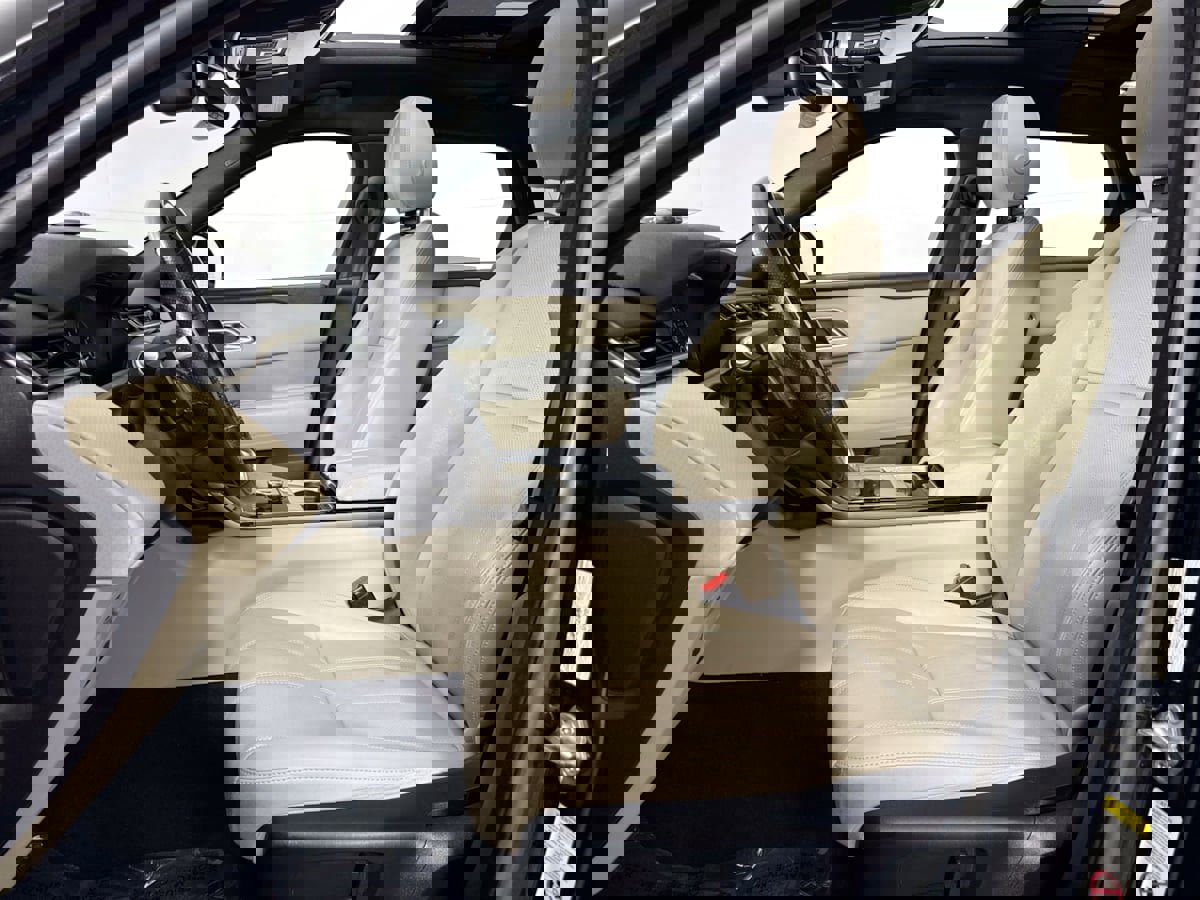 Used 2019 Land Rover Range Rover Velar S image 26