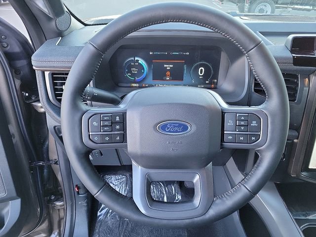 New 2023 Ford F150 Lightning Lariat image 9